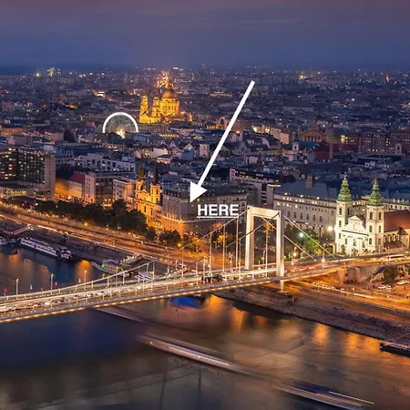 Riverfront Διαμέρισμα