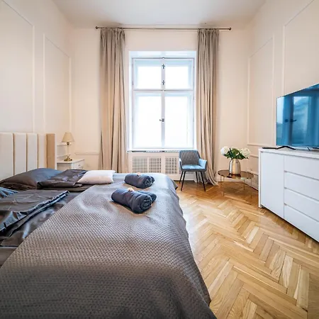 Riverfront Apartment Budapest