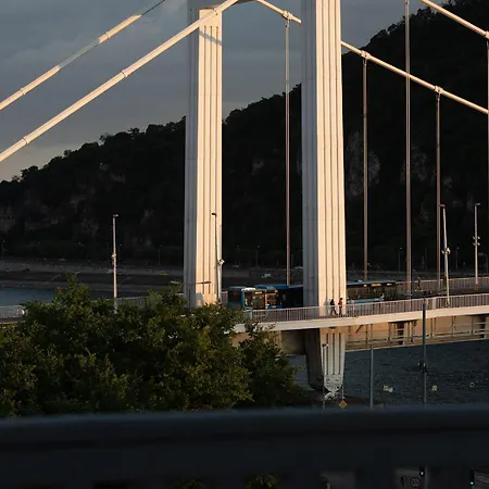 Apartment Riverfront *