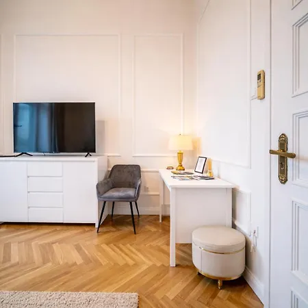 Riverfront Apartamento *