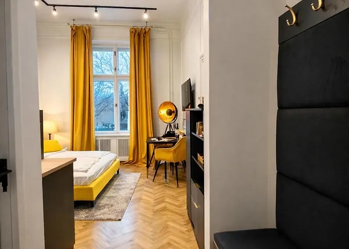 Riverfront Apartament *